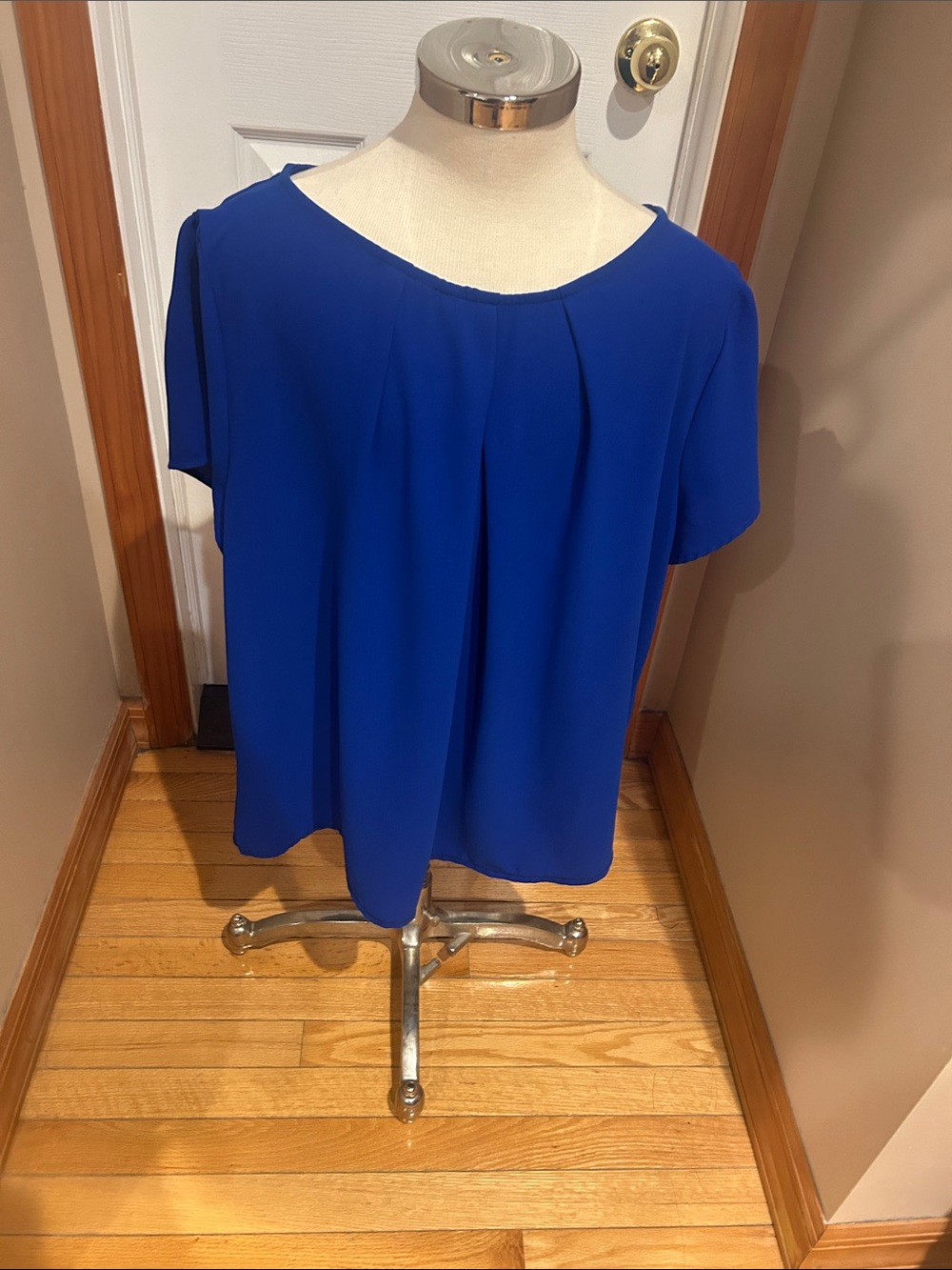SHEIN Royal Blue Short-Sleeve Pleated Blouse